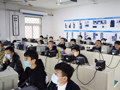 北京手機維修及計算機技術(shù)企業(yè)培訓 畢業(yè)即上崗的實踐教學